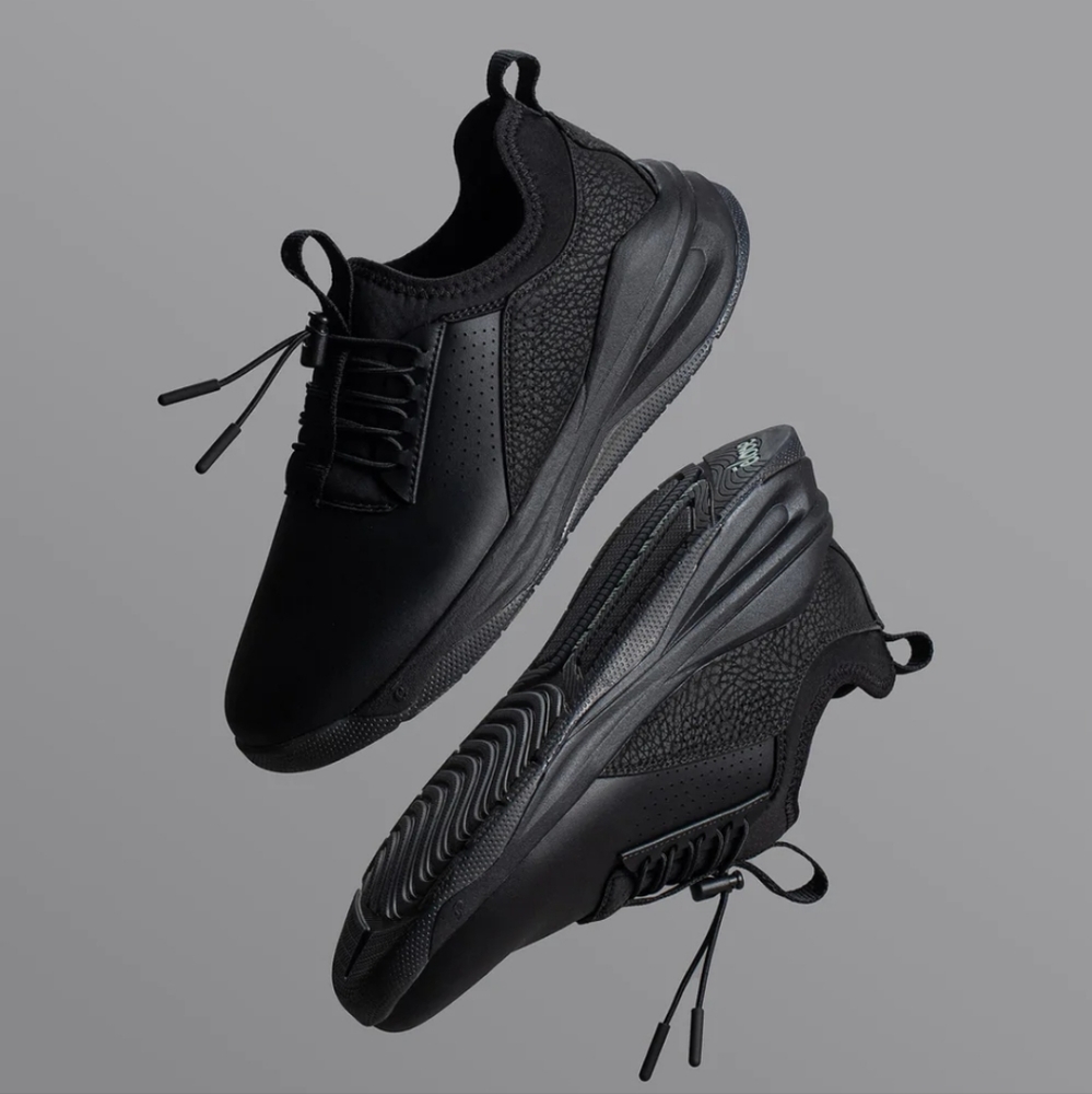 Clove All Black Shoes